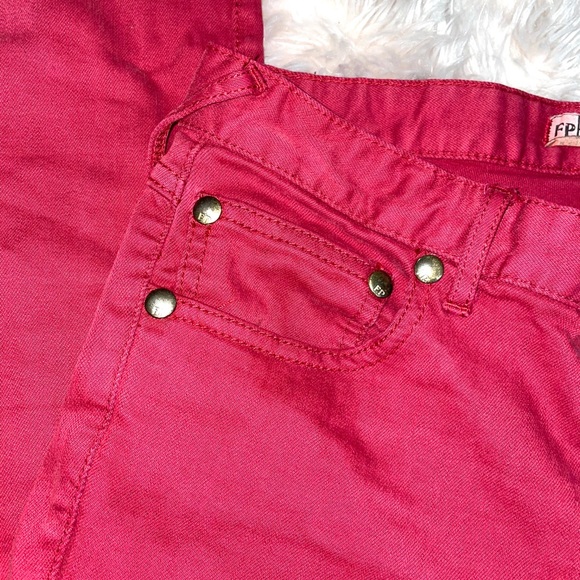 Free people skinny leg jeans in red - Picture 6 of 11